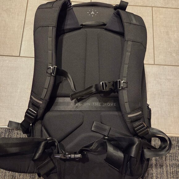 Nomatic Travel Backpack 32L to 41L (USED ONCE) - Picture 6 of 12